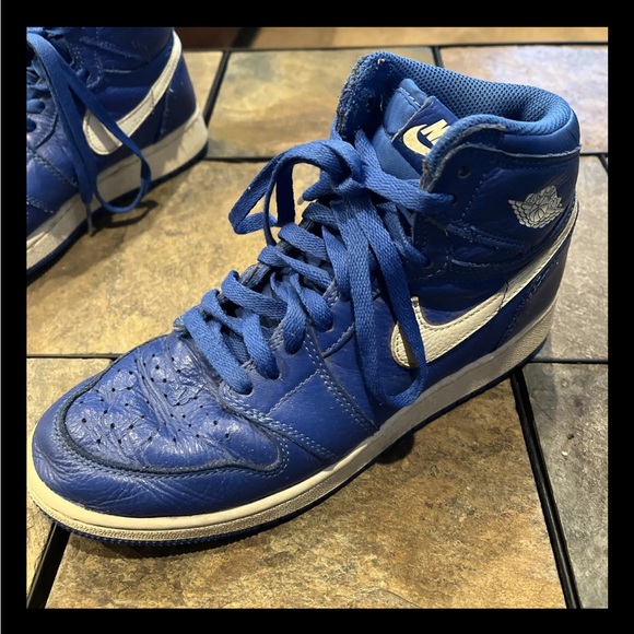 Nike Air Jordan 1 Retro High OG GS Shoes Hyper Royal 575441-401 Youth boy Sz 6Y - Picture 8 of 9